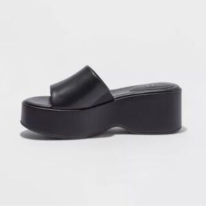 "Wynona" Platform Sandals A New Day Black